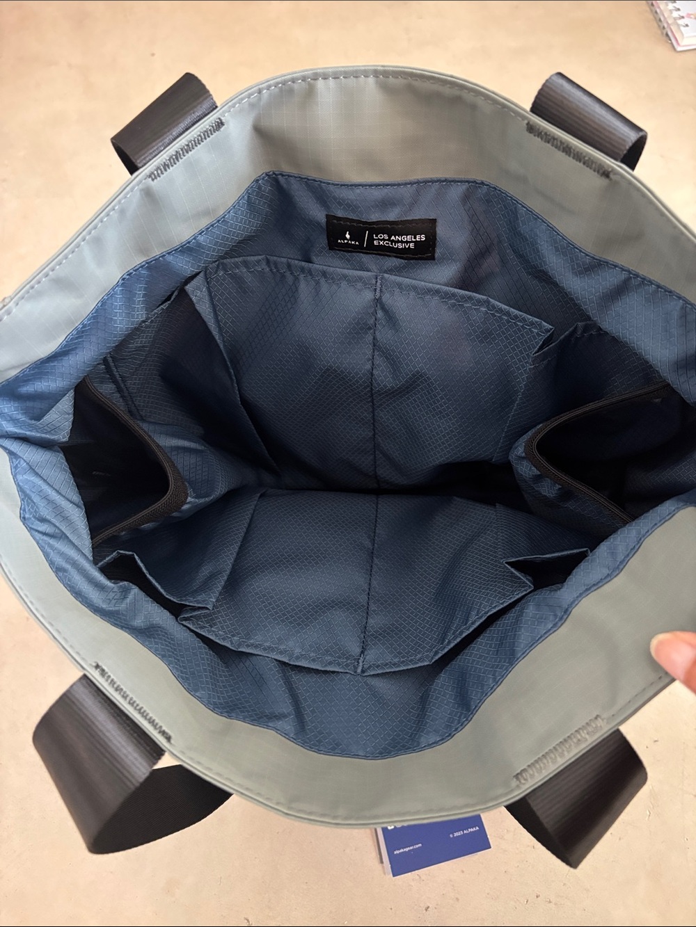 NWT Alpaka Elements (M) LA Pop Up Limited Edition Grey Axoflux 210D Tote Bag - Picture 9 of 16